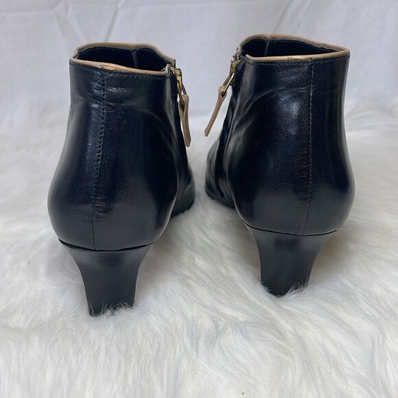 Kate Spade Black Leather Slender Heel Booties Sz 6.5 - Picture 3 of 6